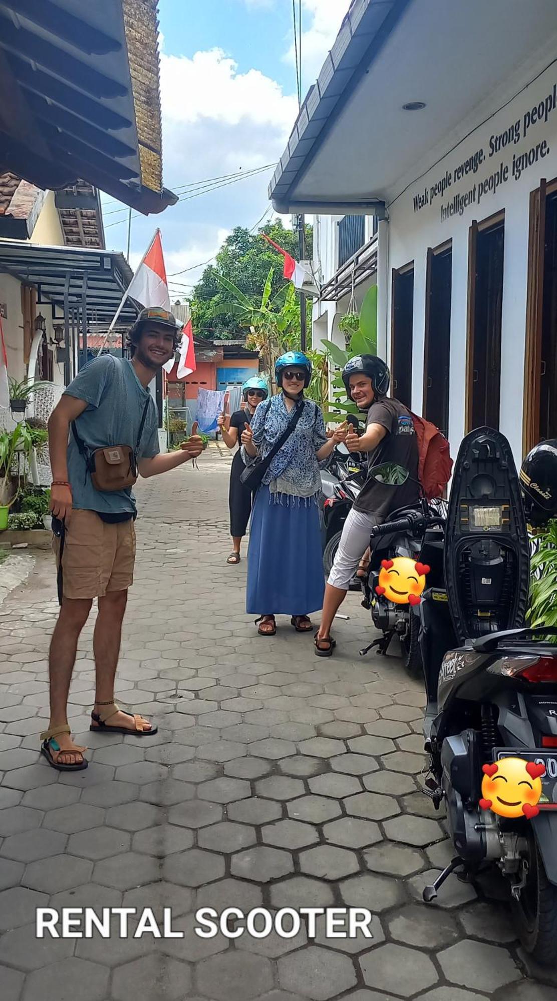 Gorga Hostel Yogyakarta Exterior photo